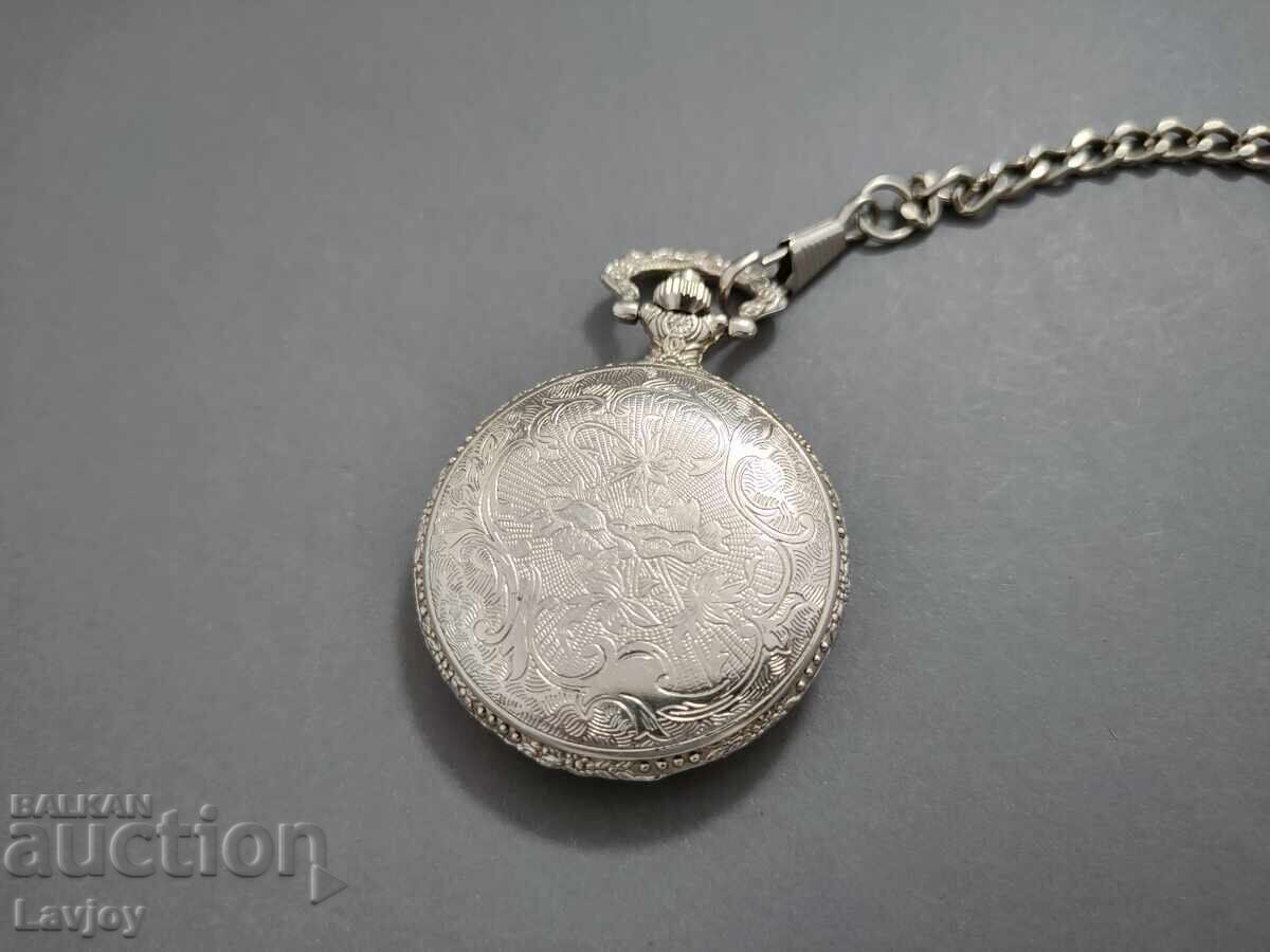 Παράδοση Ρετρό ρολόι τσέπης με σκηνή κυνηγιού