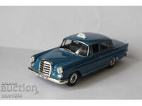 1/43   MERCEDES BENZ   TAXI TAKSI  KOLICHKA  IGRACHKA   MODEL