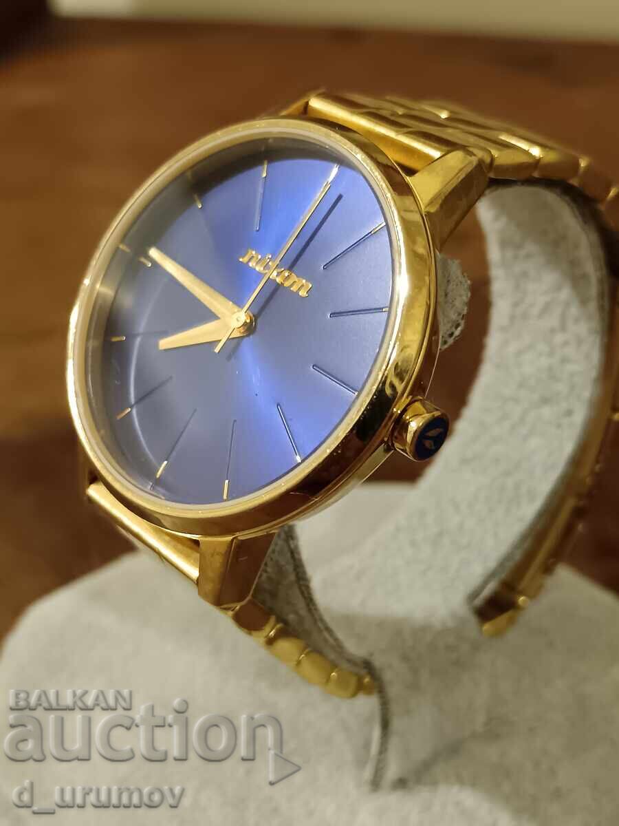 Auction  NIXON Women's Watch - Movin' Out The Kensington