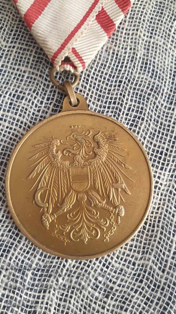 Medalie austriacă - pentru serviciu militar cu preț € 48.00 | 93.88 BGN