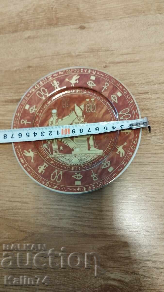Farfurie frumoasă din porțelan din Egipt cu preț € 11.50 | 22.49 BGN