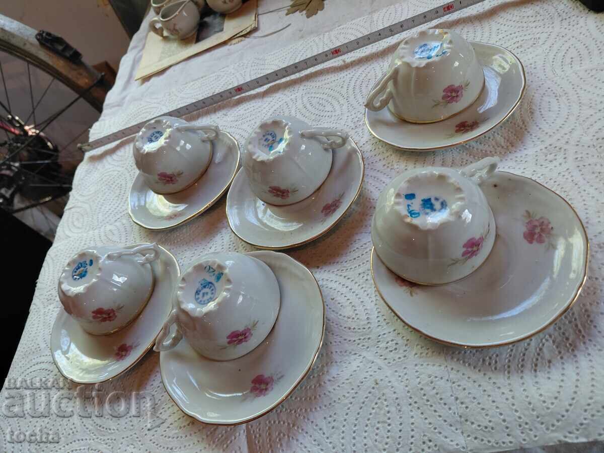 Licitație Porțelan bulgăresc vechi, serviciu de cafea