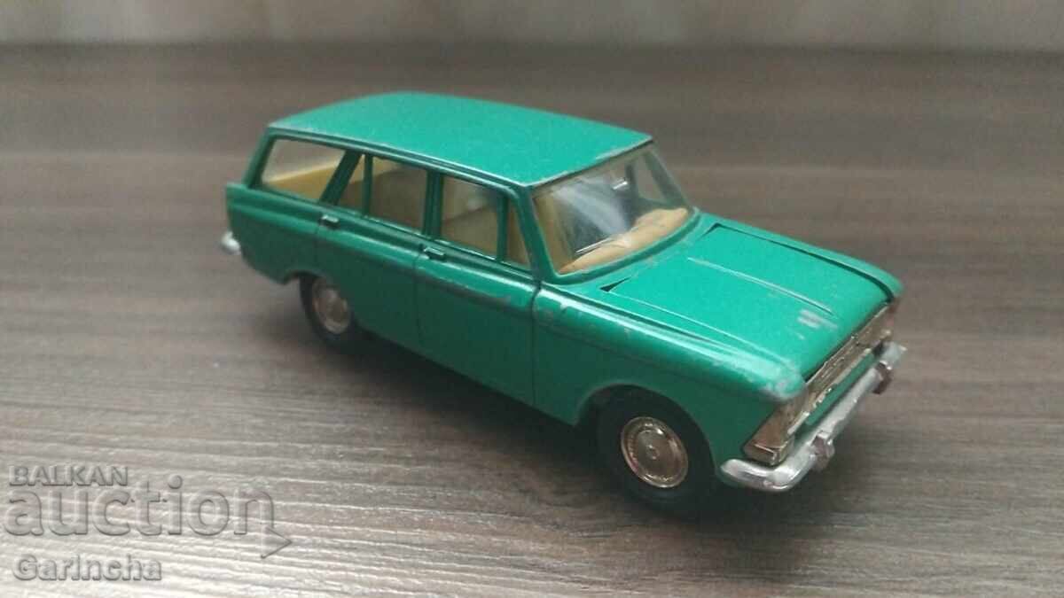 Moskvich 426 URSS 1/43 cu preț € 60.00 | 117.35 BGN Moskvich 426 URSS 1/43 cu preț € 60.00 | 117.35 BGN