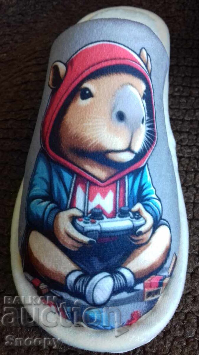 Papuci de casă CAPIBARĂ cu preț € 4.60 | 9.00 BGN