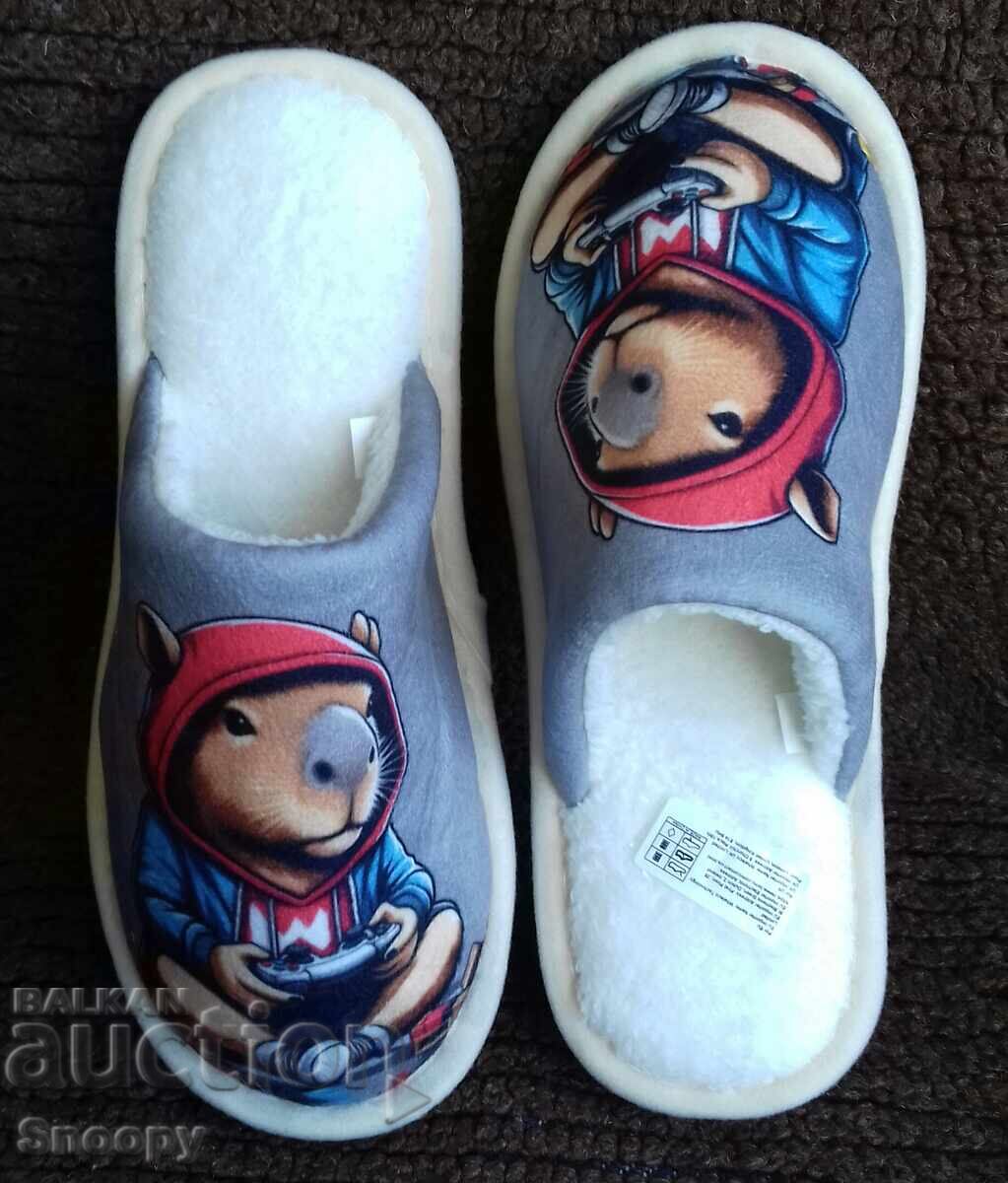 Licitație Papuci de casă CAPIBARĂ