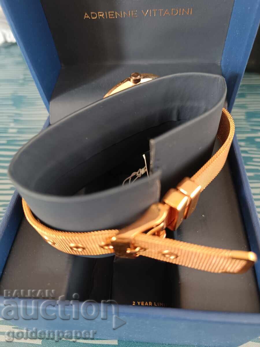 Раз-ба №67  Работещ Дамски часовник Adriane Vittadini - 5