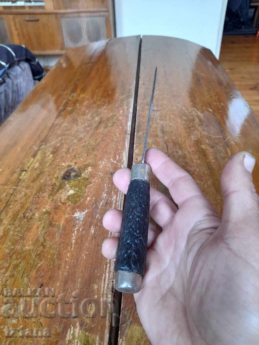 An old knife - 5