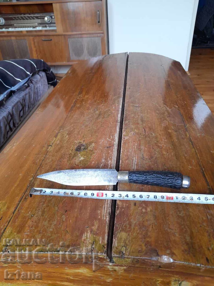 An old knife - 6