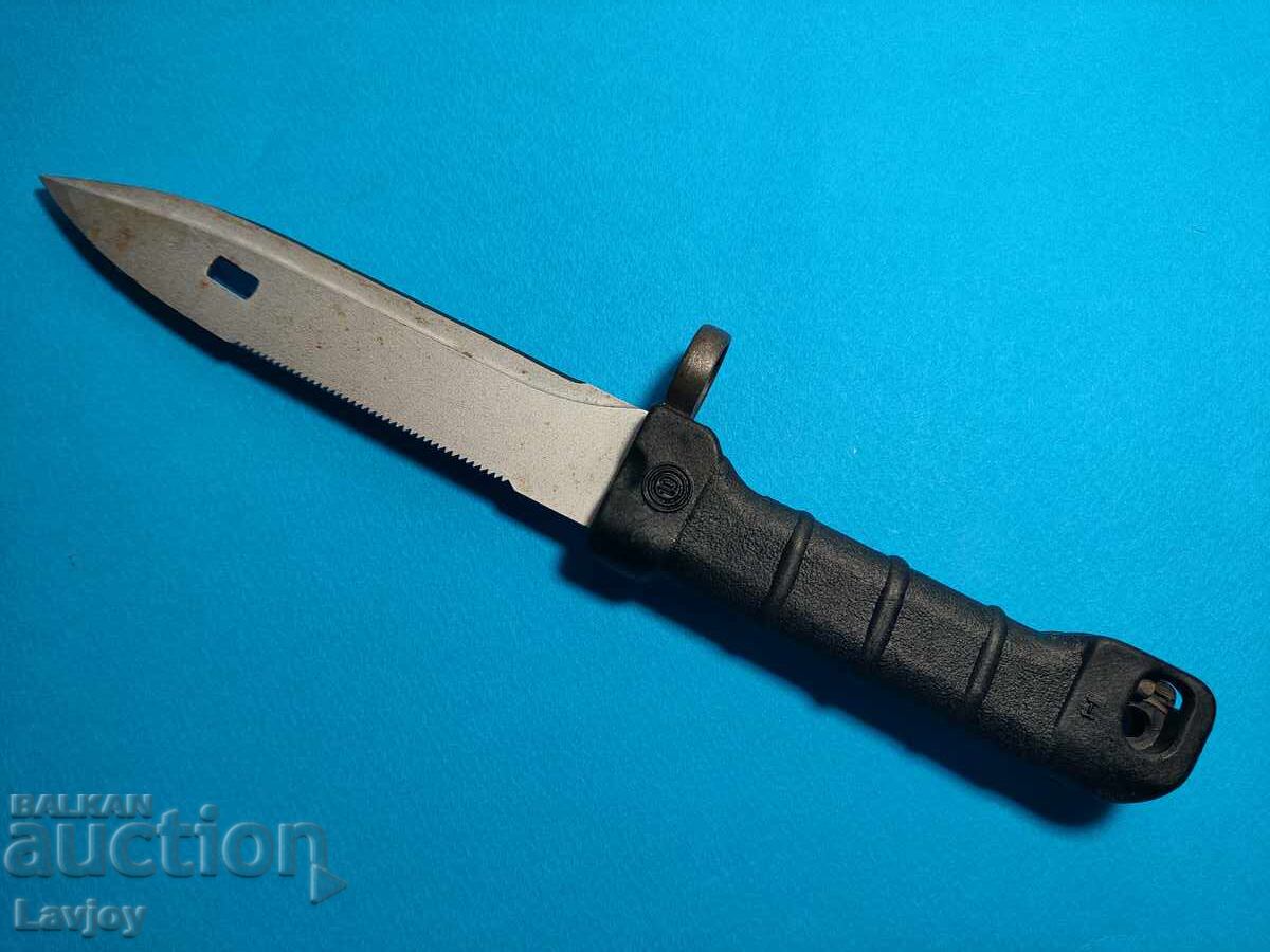 Baionetă Kalașnikov AK 47 foarfecă cu preț € 30.00 | 58.68 BGN