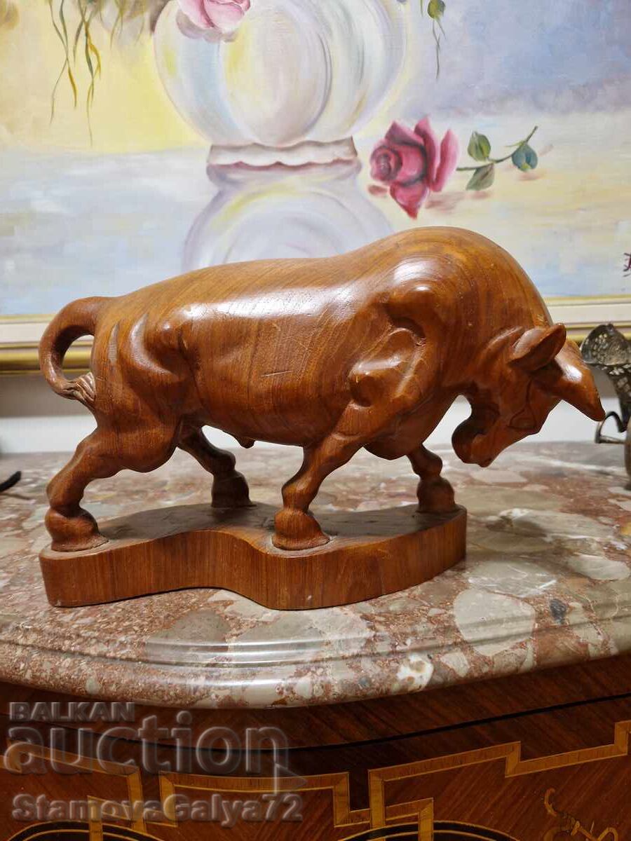 Minunată figurină, statuetă, sculptură germană din lemn, Taur