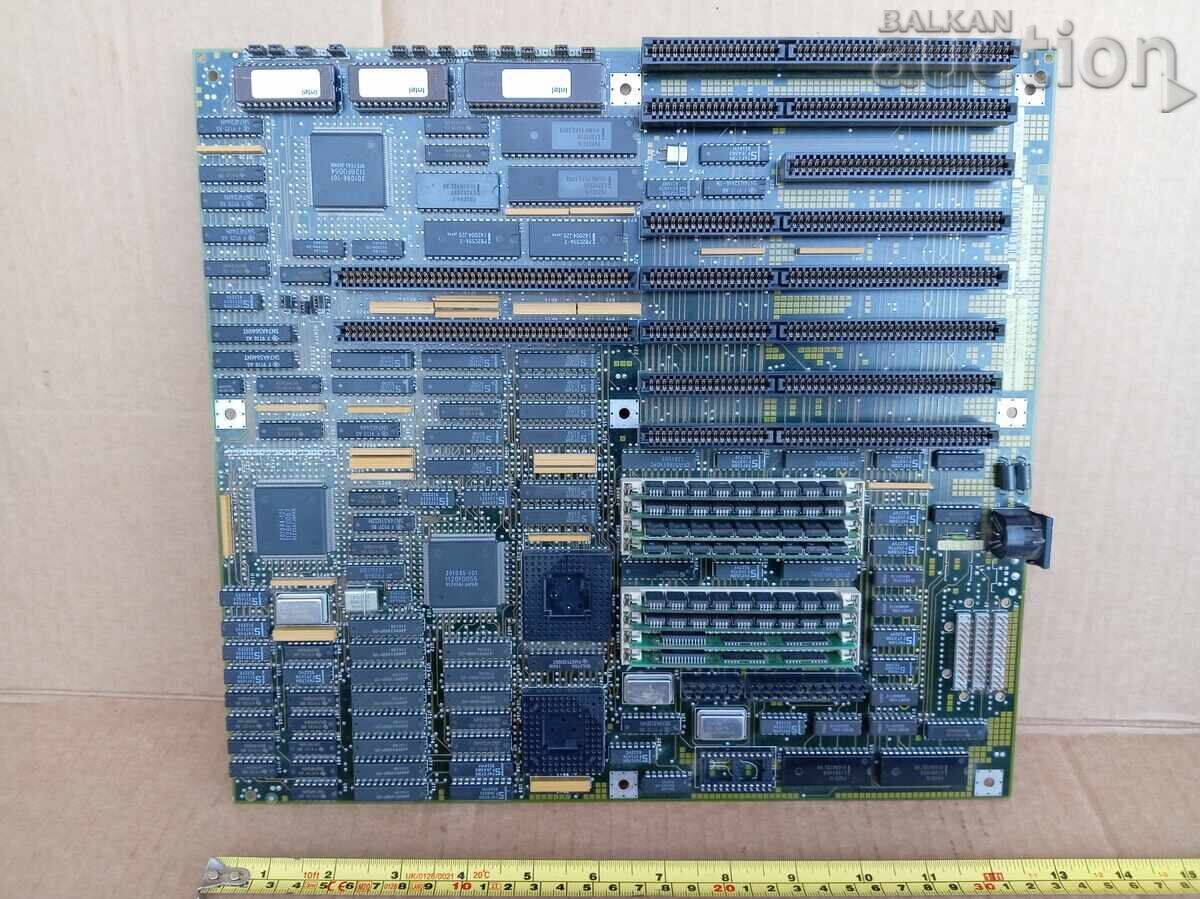 INTEL  старинна платка дъно на компютър 80те RAM с цена € 91.00 | 177.98 лв.
