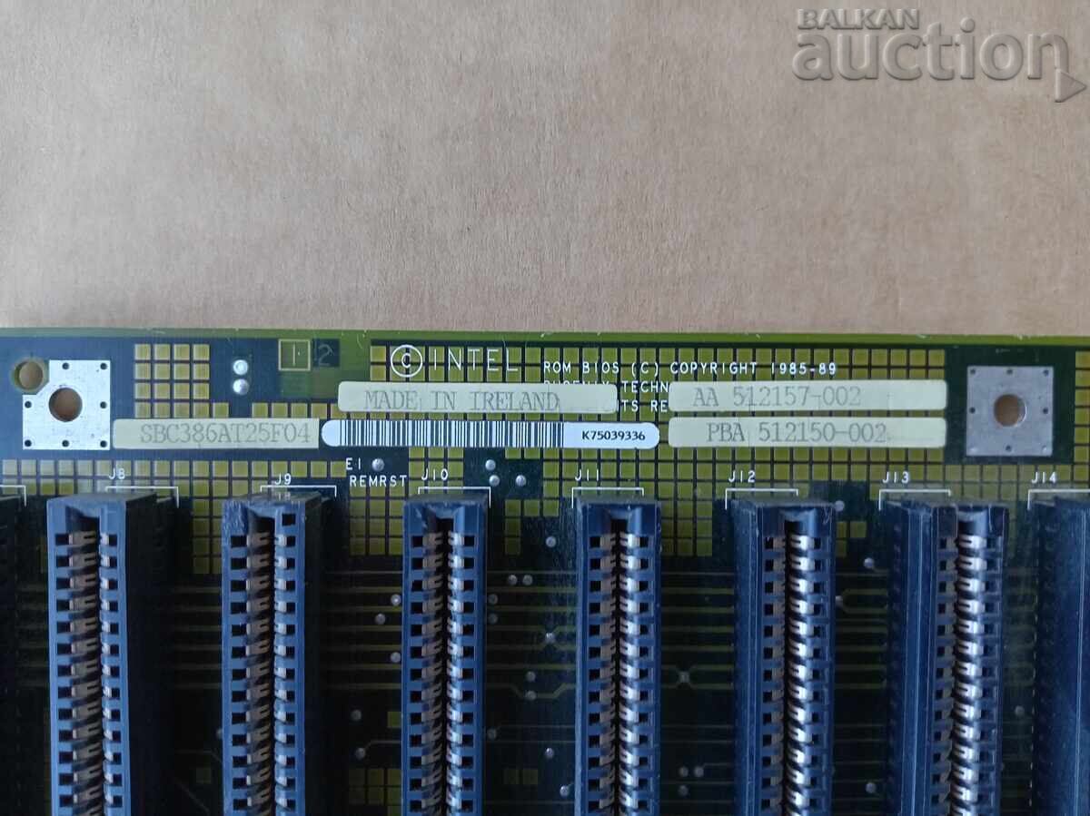 INTEL  старинна платка дъно на компютър 80те RAM - 7