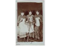 България, Занимание по ръкоделие - около 1905 г.