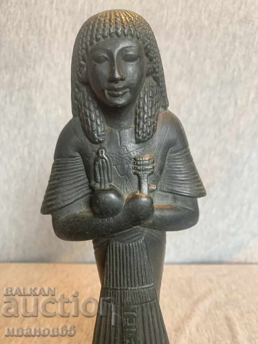 Old statue of the Egyptian goddess Isis - 5