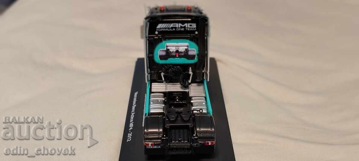 Аукцион 1/43 Hachette/IXO Mercedes-Benz Actros MP4 Truck (2012)
