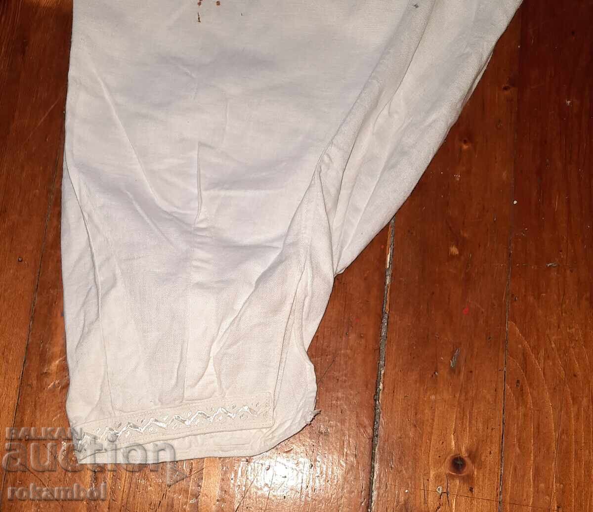 Εθνογραφικά γυναικεία εσώρουχα, βαμβακερά από προίκα με τιμή € 30.00 | 58.68 BGN