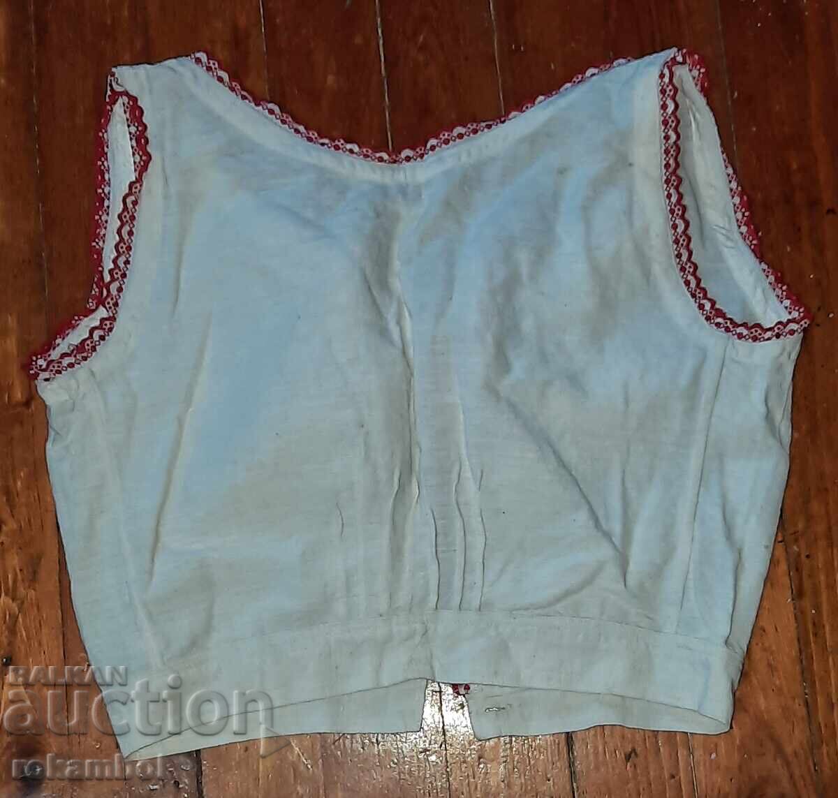 Εθνογραφικά γυναικεία εσώρουχα, βαμβακερά από προίκα με τιμή € 30.00 | 58.68 BGN