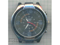 Ceasul 8 funcționează