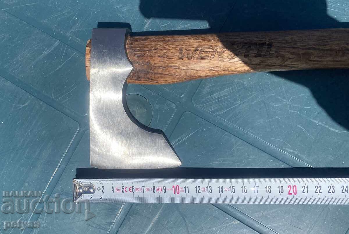 Auction  Werstil Tomahawk - axe