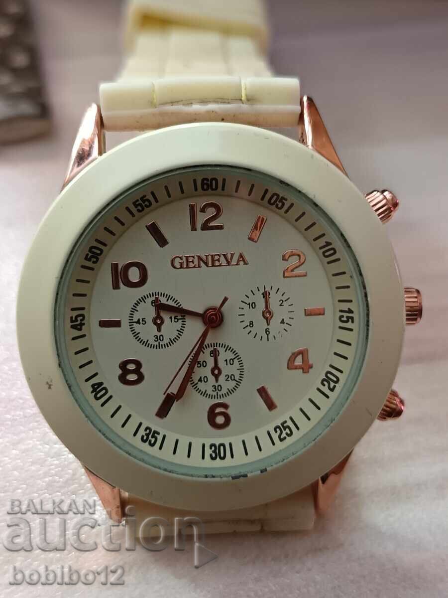 Ceas de damă Geneva cu preț € 10.00 | 19.56 BGN