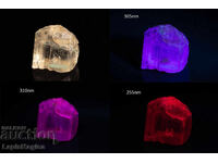 Cristal de scapolit fluorescent 23.6ct