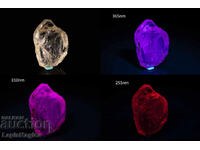 Κρύσταλλος φθορίζοντος σκαπολίτη 20.7ct