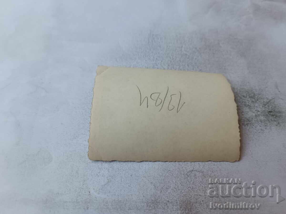 Σ-κα Σόφια Άνδρας γυναίκα και αγοράκι με βάρκα στη λίμνη στο Μπορ. κ-να με τιμή € 0.89 | 1.74 BGN