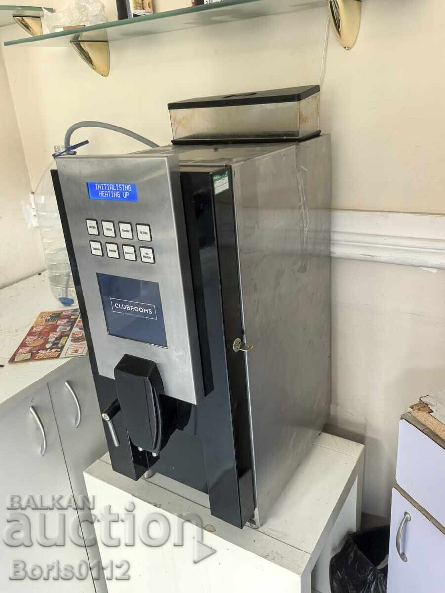 професионална кафе машина с цена € 357.00 | 698.23 лв.
