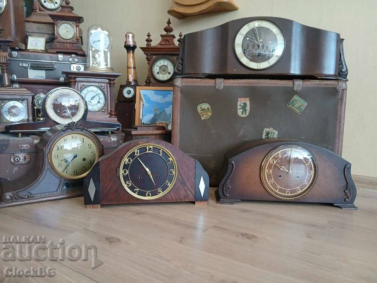 Complete collection of table/wall clocks with price € 2199.00 | 4300.89 BGN
