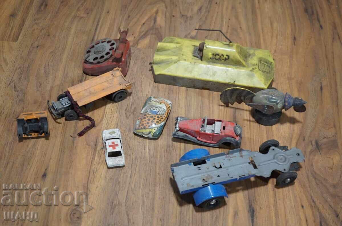 Lot stari metalni igrachki za chasti lunokhod, kola, kamion, ptitsa - 5