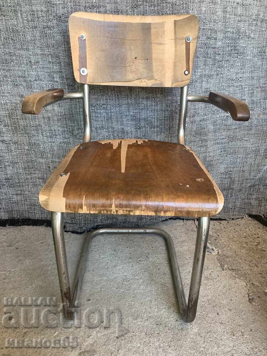 Καρέκλα vintage Thonet S43 με μπράτσα, σχεδιασμένη από τον Mart Stam