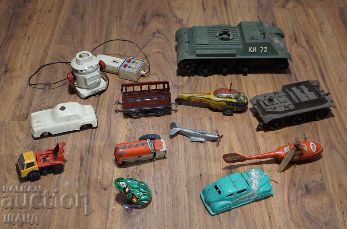 12 jucării vechi din metal pentru piese robot, tanc, avion, tractor - 5