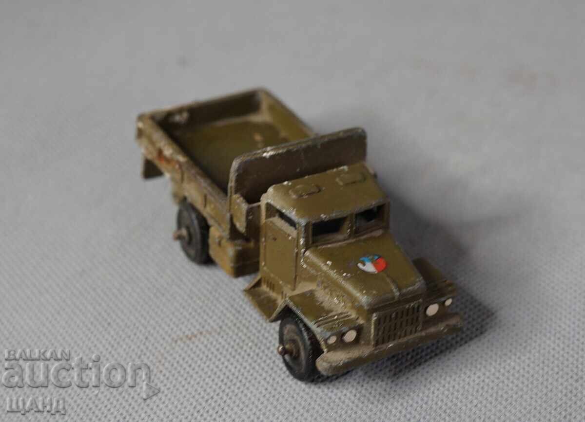 Стара Метална играчка модел военен камион с цена € 3.50 | 6.85 лв.