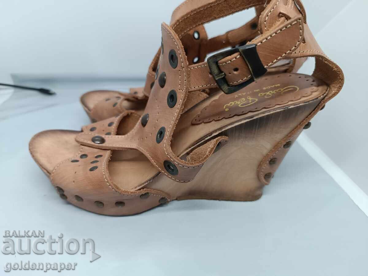 Δημοπρασία Σαμπό Clogs