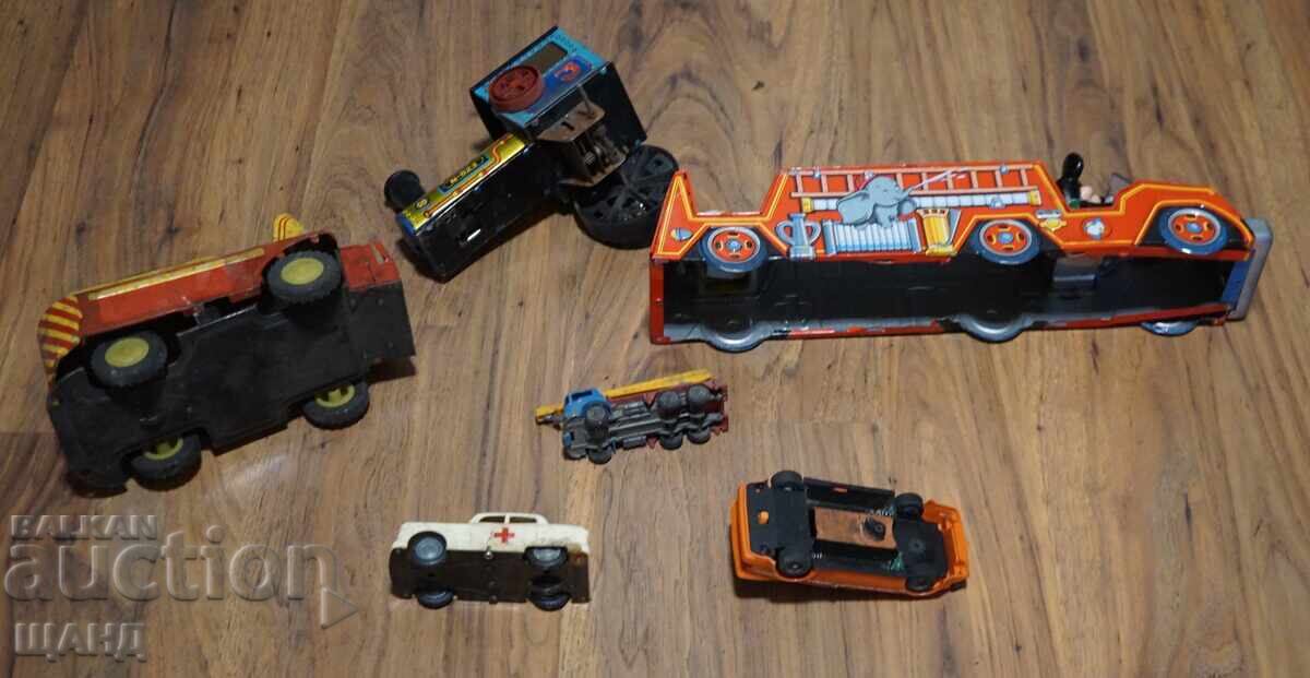 Lot of vintage metal toys for parts fire truck, cars, roller, truck - 5