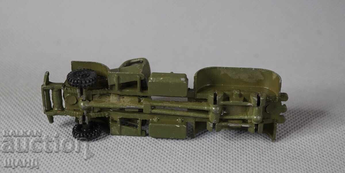 Jucărie veche din metal, model camion militar - 5