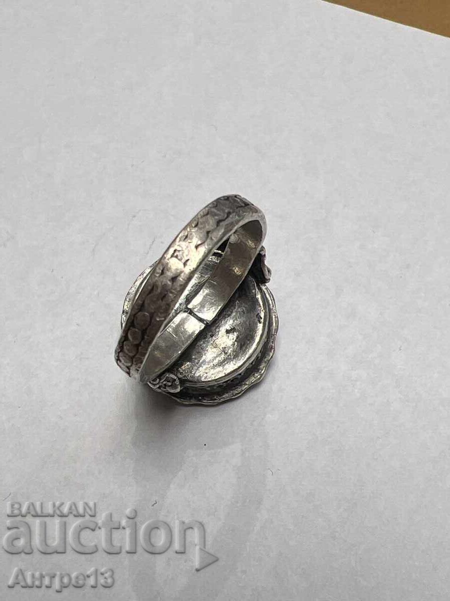 Delivery of Silver women's Revival period ring