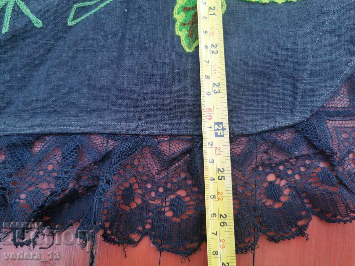 COSTUME-ȘORȚUL POPOLAR cu preț € 15.00 | 29.34 BGN