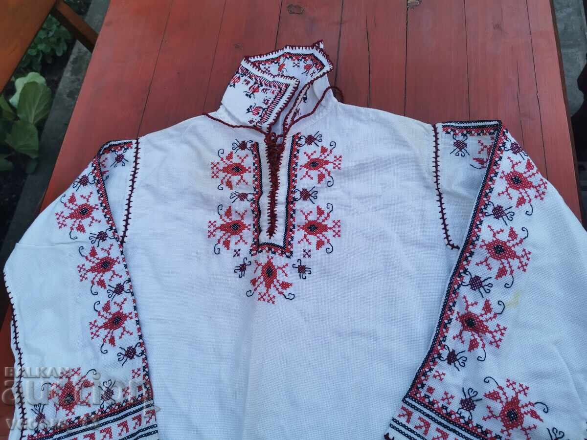 Licitație IE POPULARĂ - CĂMAȘĂ