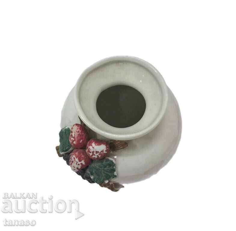 Licitație Vază ceramică albă din colecția „Sonoma Villa” (5.2) Licitație Vază ceramică albă din colecția „Sonoma Villa” (5.2)