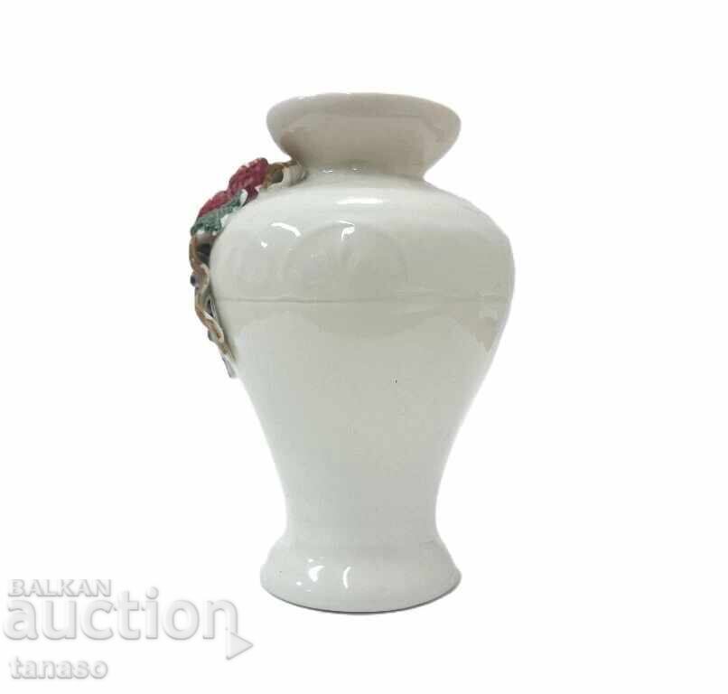 Livrarea Vază ceramică albă din colecția „Sonoma Villa” (5.2) Livrarea Vază ceramică albă din colecția „Sonoma Villa” (5.2)