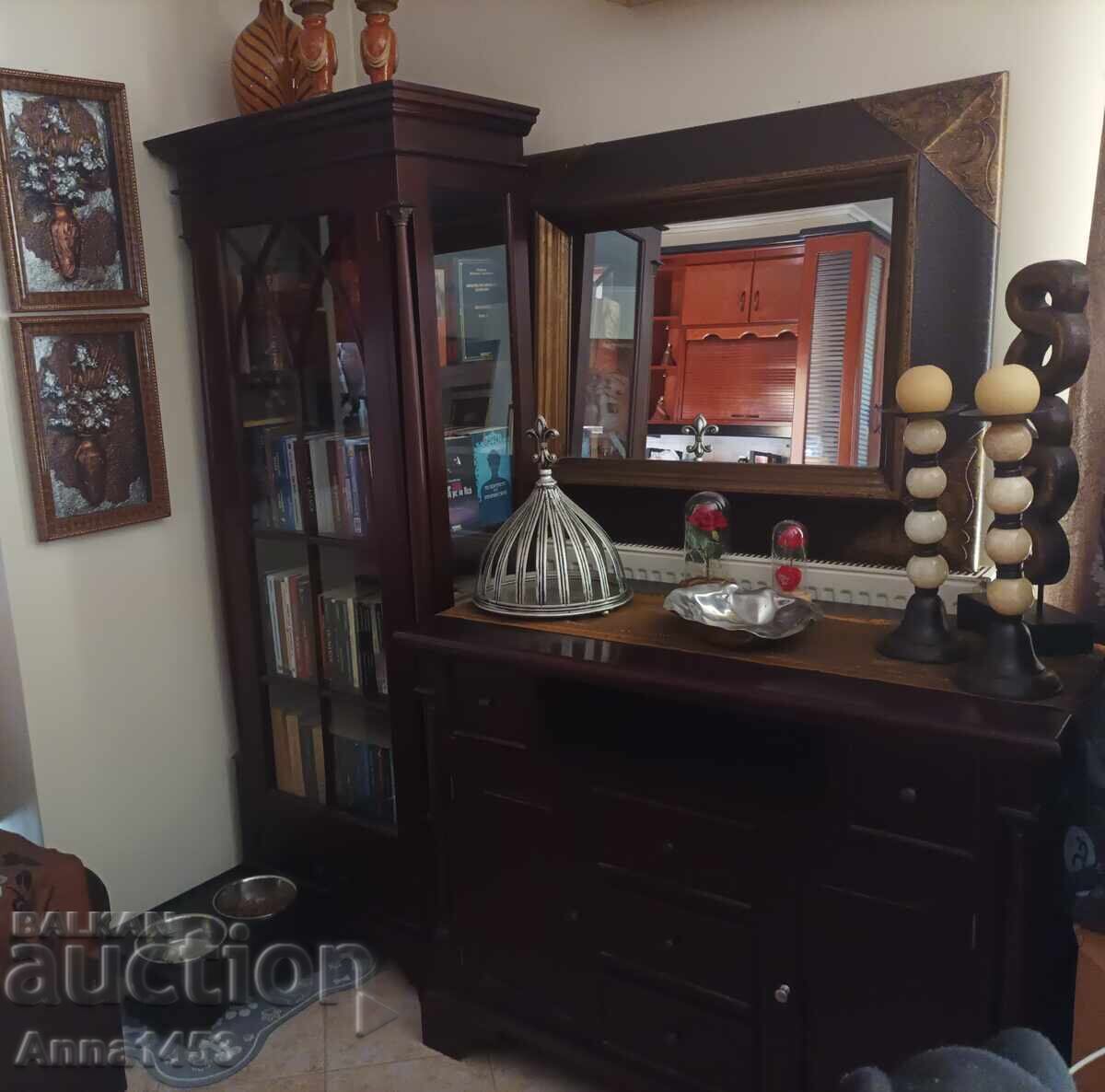 Vânzare de mobilă și toate decorațiunile cu preț € 4000.00 | 7823.35 BGN