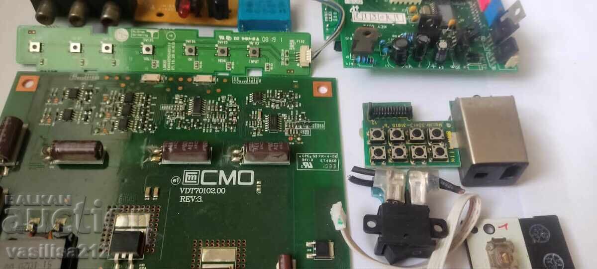 Deșeuri electronice, plăci de circuite cu preț € 1.00 | 1.96 BGN