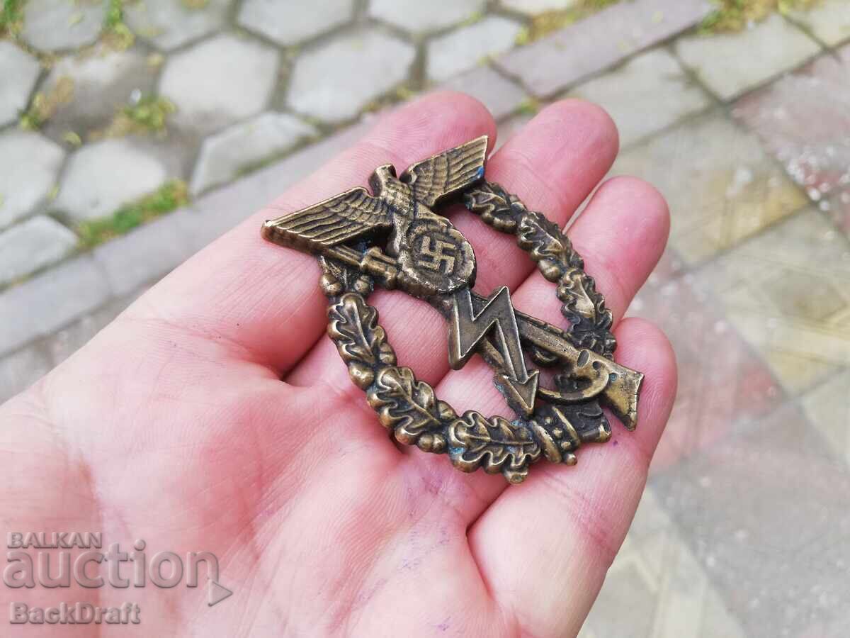 Insignă germană LUFTWAFFE, Al Doilea Război Mondial WWII, Wehrmacht, Svastică, Reich cu preț € 29.90 | 58.48 BGN