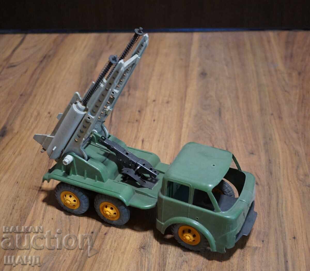 Стара Пластмасова играчка модел военен камион ракетоносец