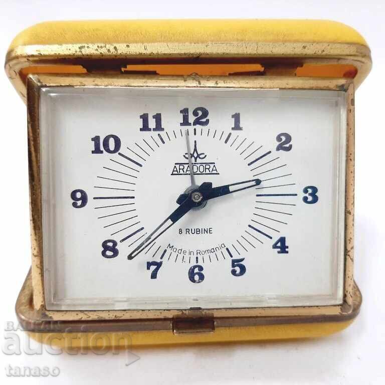 Ceas deșteptător mecanic românesc vechi rar Aradora(9.5) cu preț € 35.00 | 68.45 BGN