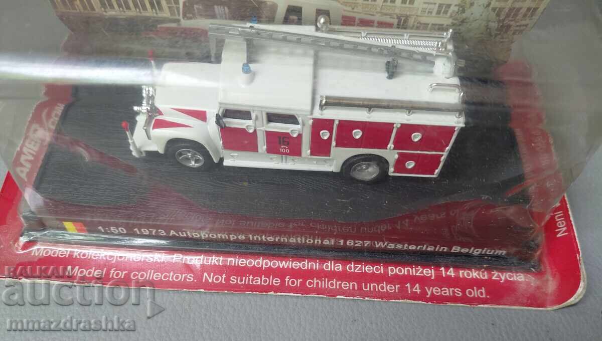 Аукцион Пожарна кола Amercom Autopompe International 1627 Wasterlain