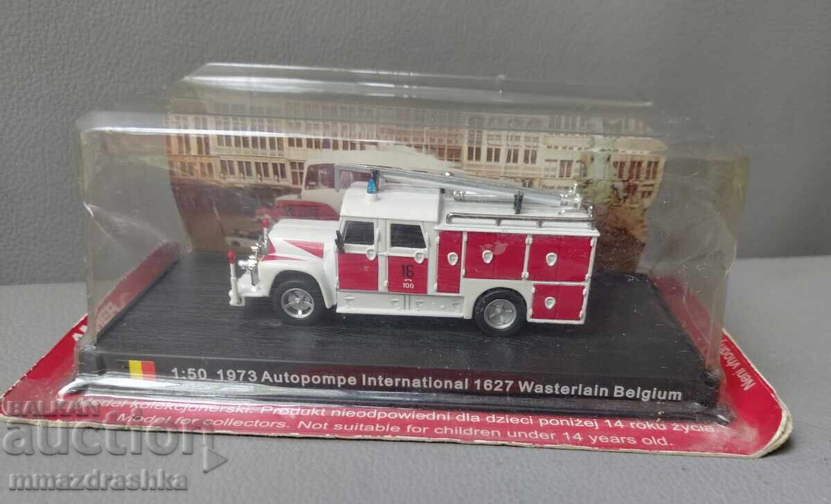 Пожарна кола Amercom Autopompe International 1627 Wasterlain