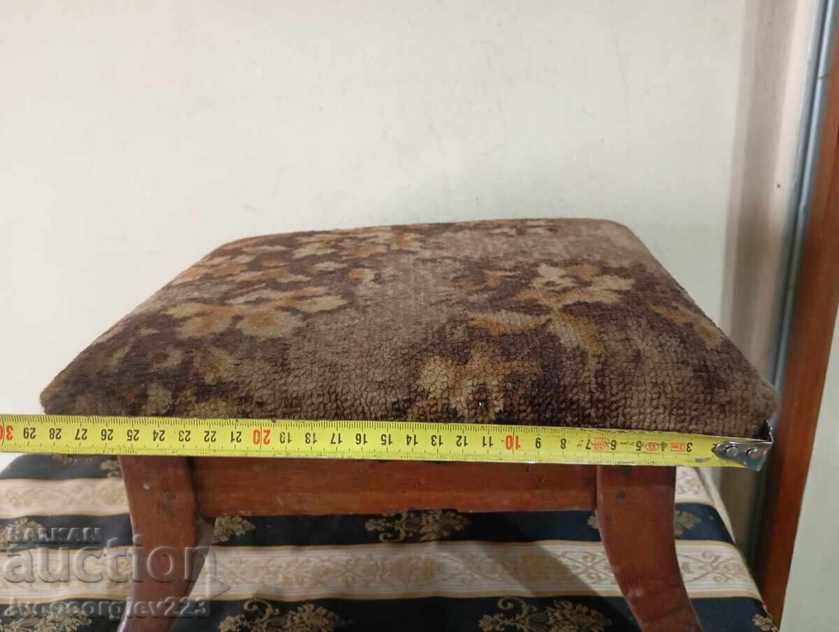 Taburet vechi - 5