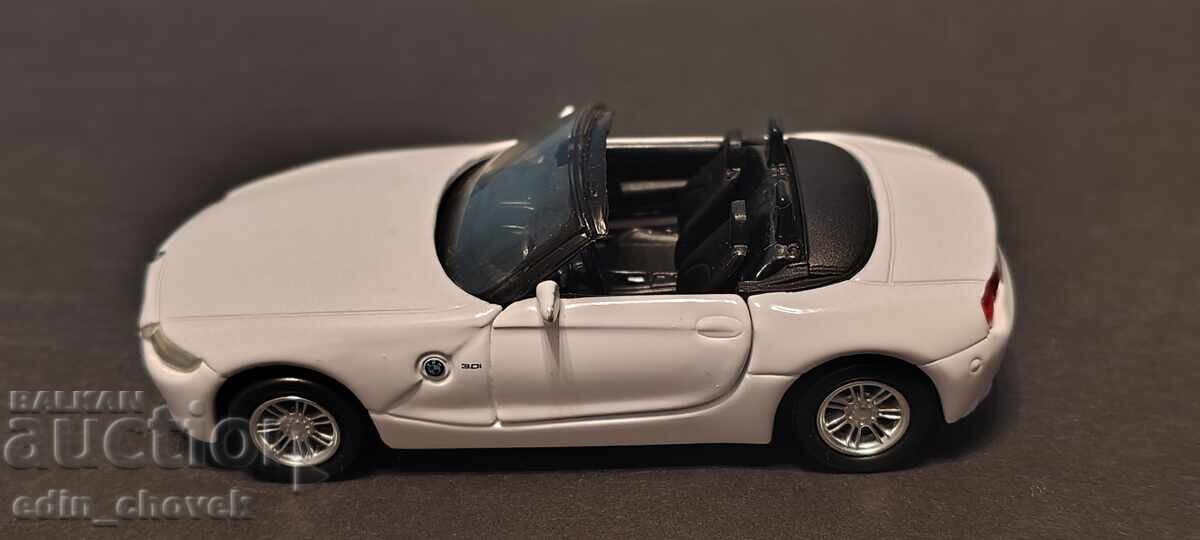Μεταλλικό συλλεκτικό αυτοκινητάκι BMW Z4 cabrio 1/43 καινούργιο με τιμή € 7.00 | 13.69 BGN